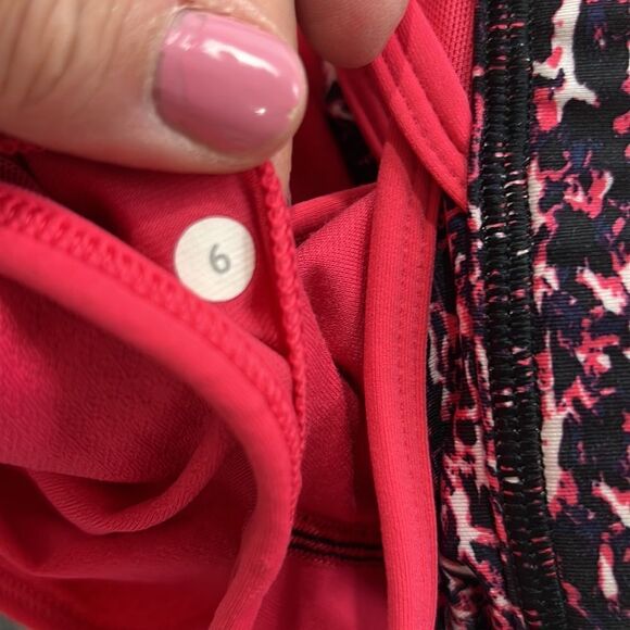 Lululemon Minimalist Tank Boom Juice / Mini Ripple Boom Juice Multi size 6 EUC - Picture 15 of 16